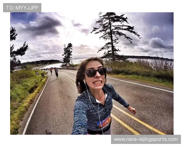 足球球星唇炎反复困扰探讨运动员健康管理与护理对策