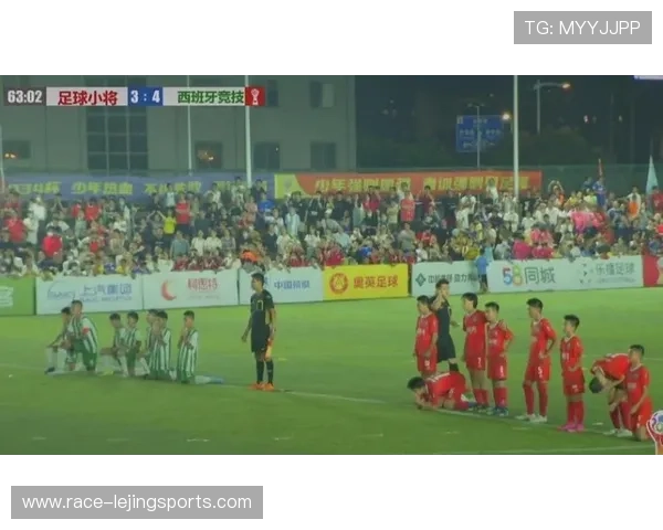 足球球星卡开盒马赛克现象解析及其对收藏市场的影响与未来趋势 足球球星卡开盒马赛克现象解析及其对收藏市场的影响与未来趋势